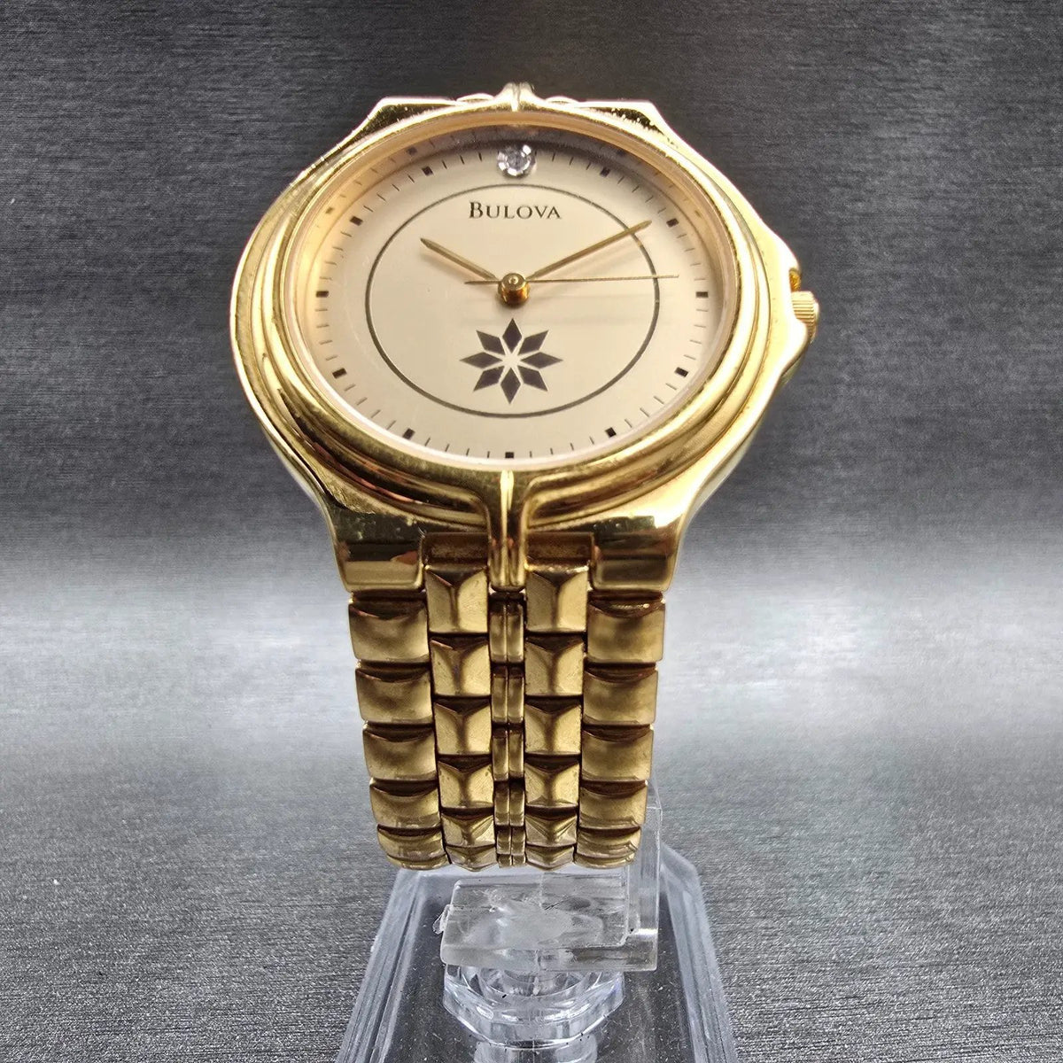 Bulova Watch Men 35mm Champagne Dial Gold Tone Diamond Accent Round New Battery5
