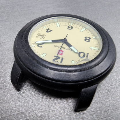 Victorinox Swiss Army Watch Men 40mm Biege Dial Black Tone Date Round New Batt4