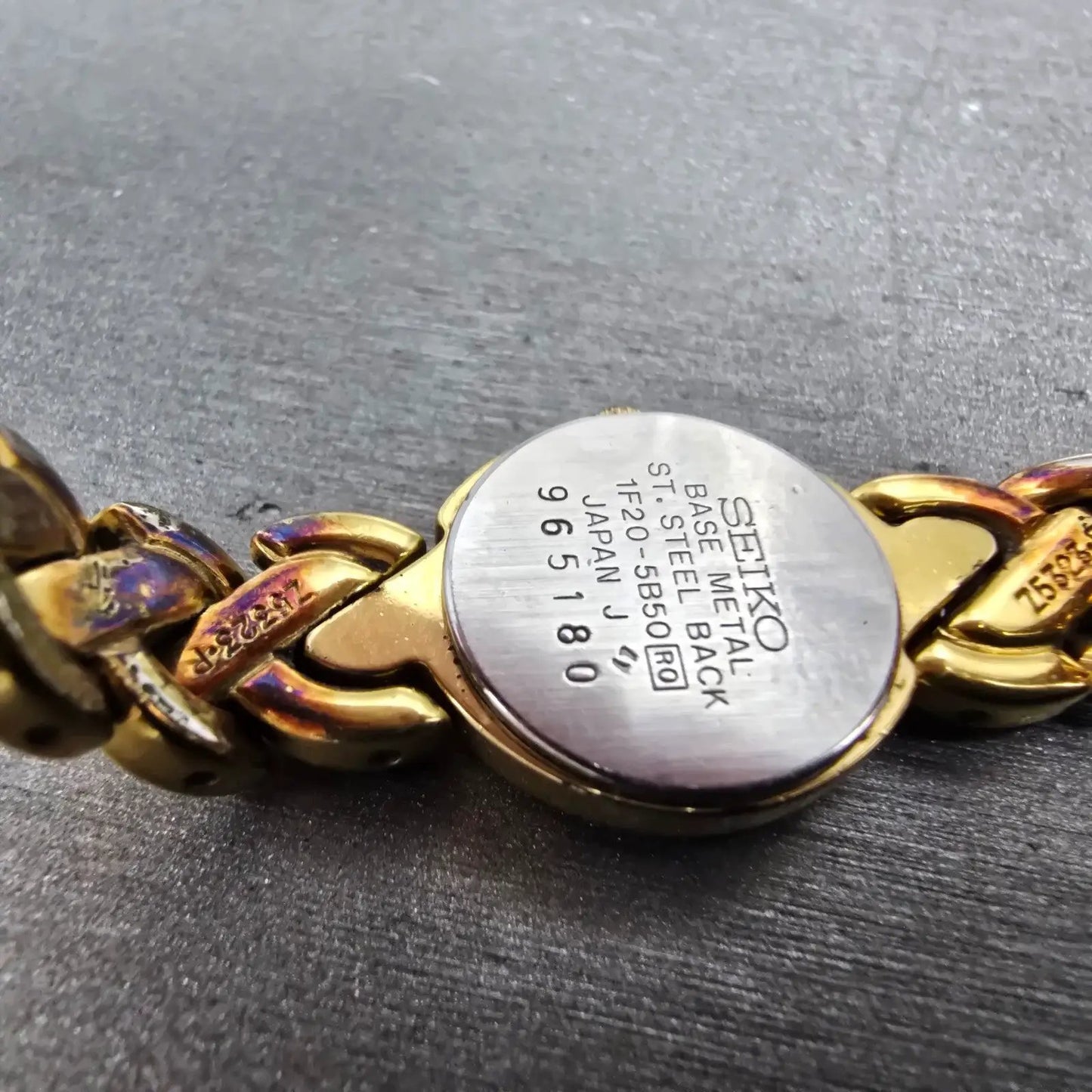Seiko Watch Women 17mm Black Dial Gold Tone Oval 1F20-5B50 New Battery Vintage9