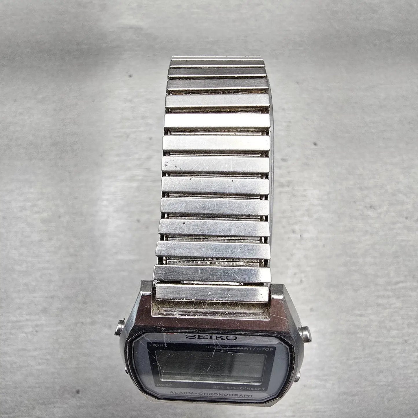 Seiko Digital Watch Men 33mm Silver Tone Alarm Chrono A904-5000 New Battery VTG4