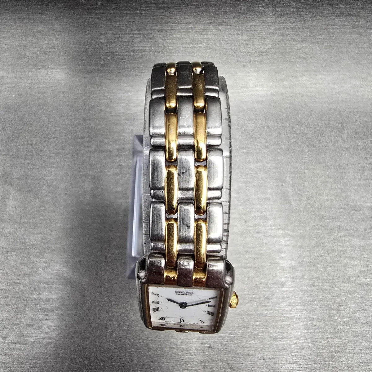 Seiko Tank Watch Women 17mm White Dial Two Tone Rectangle 4N00-F170 New Battery4