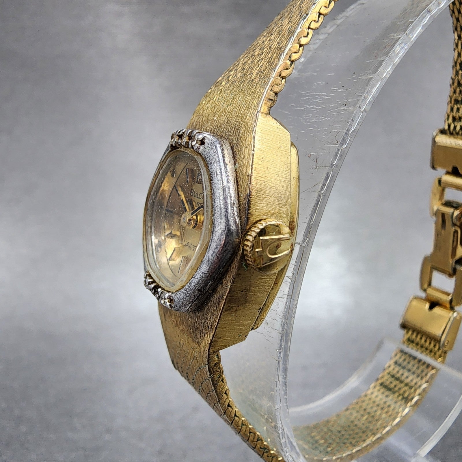 Bulova Accutron Watch Women 18mm Gold Dial Gold Tone Diamond Bezel New Battery2