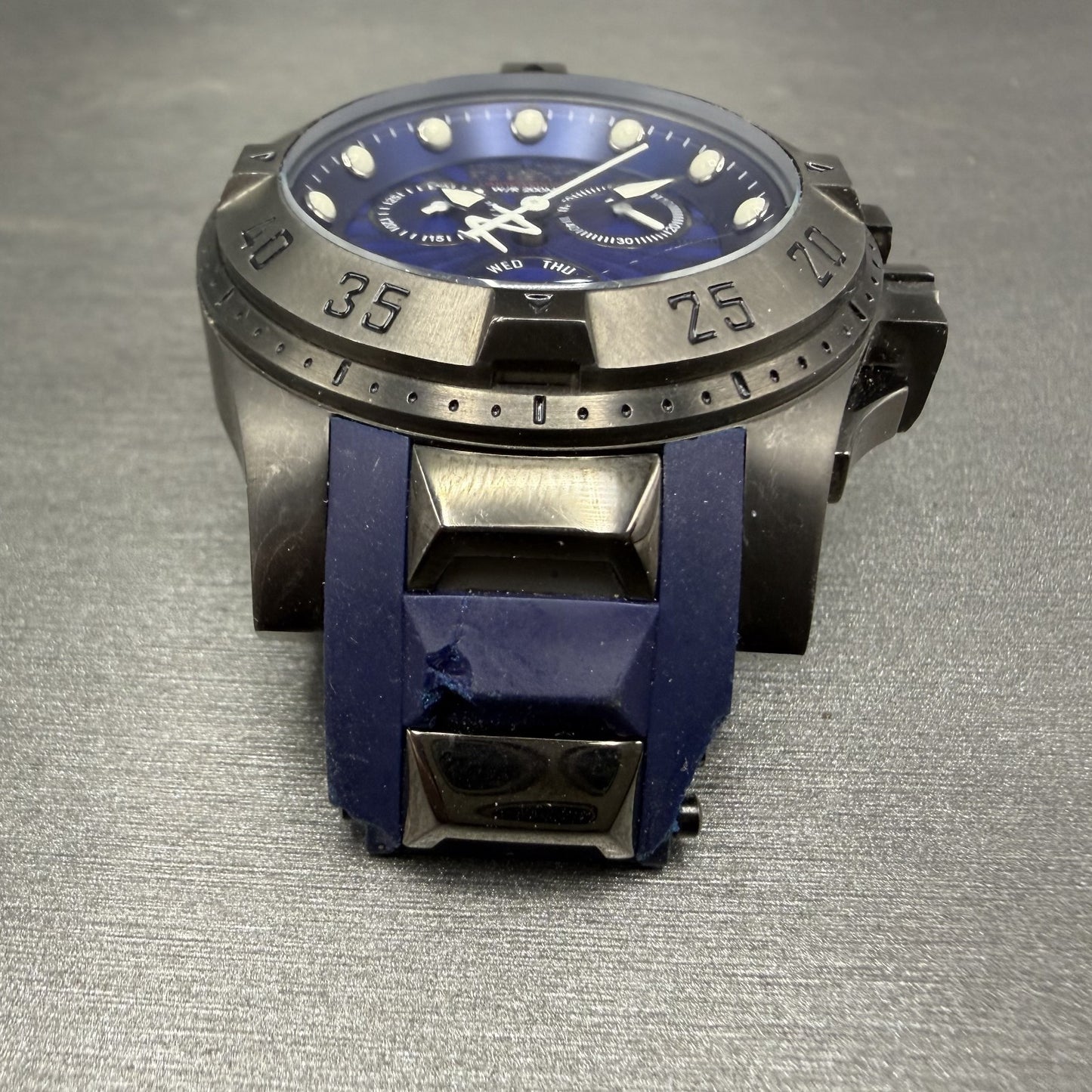 Invicta Excursion Chronograph Watch Women 40mm Blue Dial Daydate 18692 PARTS3