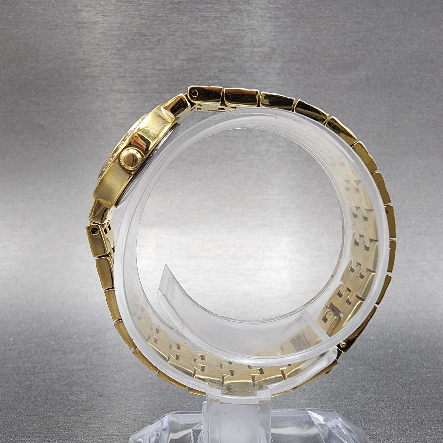 Cyma Watch Women 21mm MOP Dial Gold Tone Crystal bezel Round New Battery6