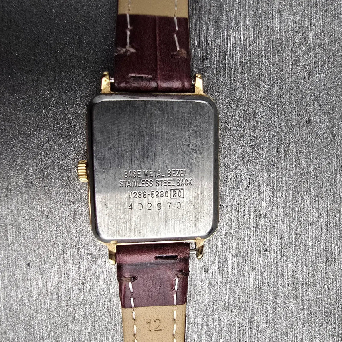 Alba Tank Watch Women 21mm White Dial Gold Tone Rectangle V236-5280 New Battery10