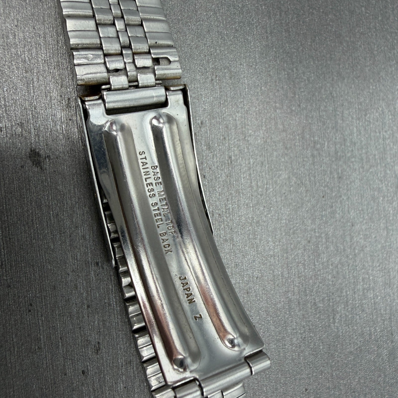 Seiko SQ Bracelet 21mm Stainless Steel Gold Tone Tri Folding Clasp Vintage Japan9