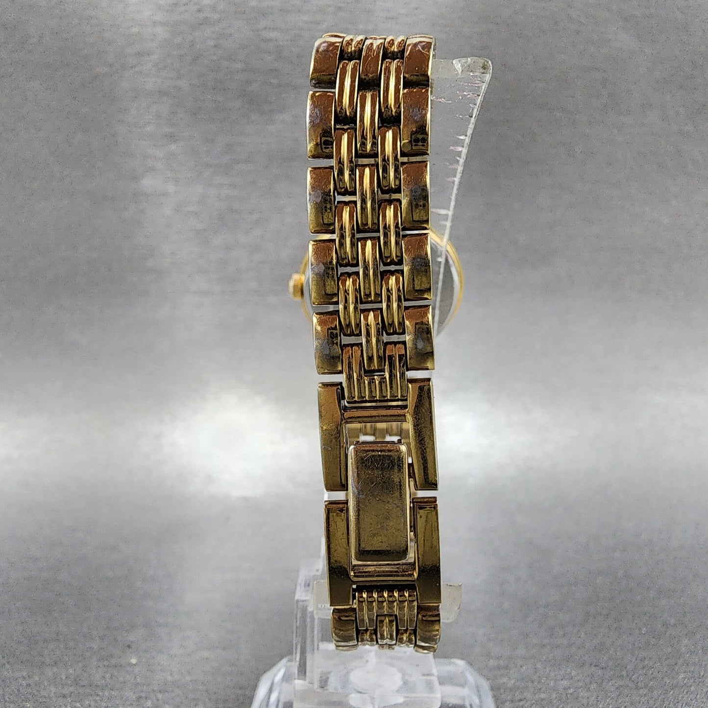 Seiko Watch Women 23mm White Dial Gold Tone Date Round 7N820228 New Battery B127