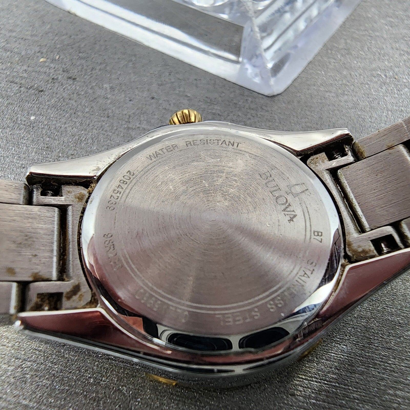 Bulova Crystal Watch Women 28mm MOP Dial Two Tone Round 98R236 New Battery9