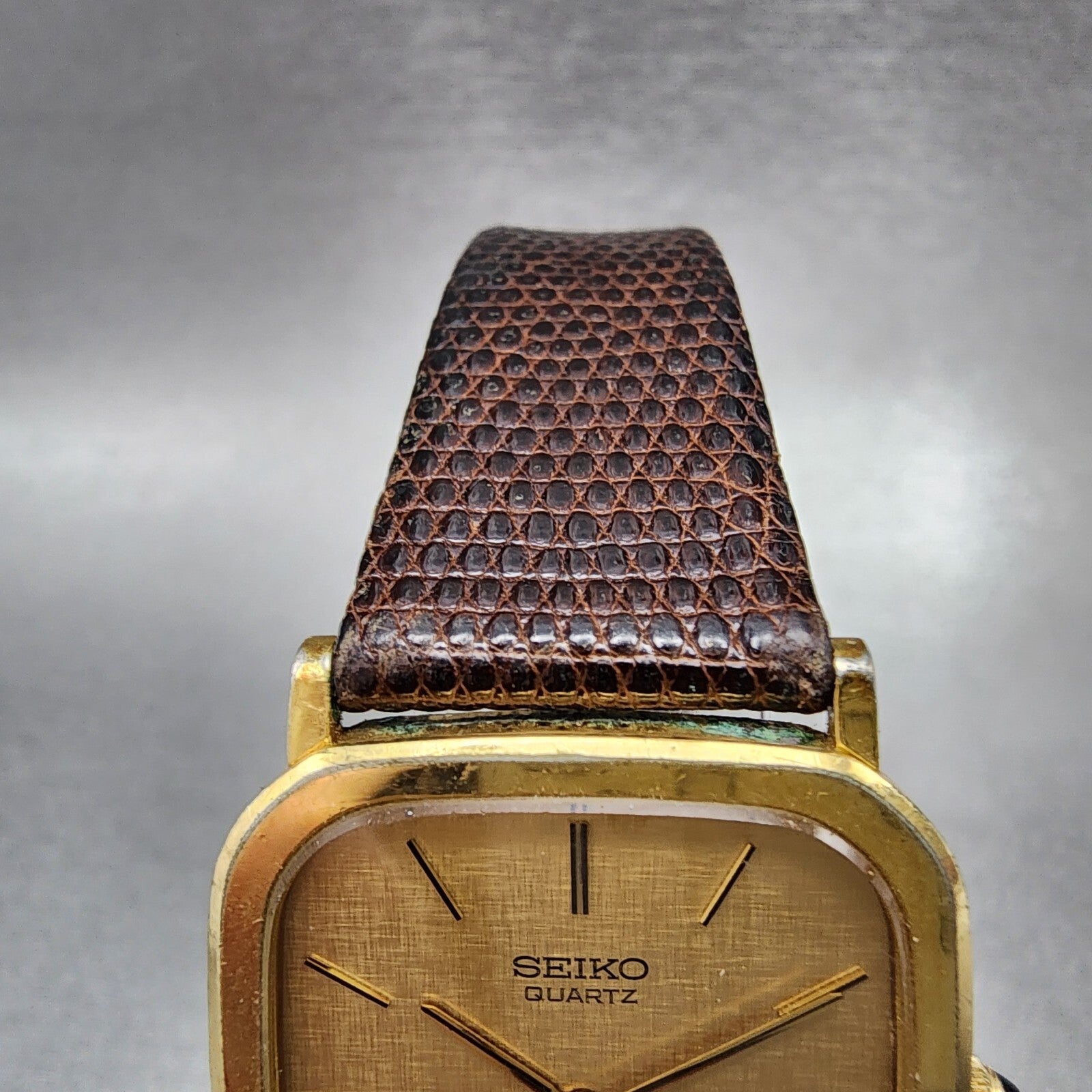 Seiko Tank Watch Men 28mm Gold Dial Gold Tone Rectangle 60205049 New Battery4