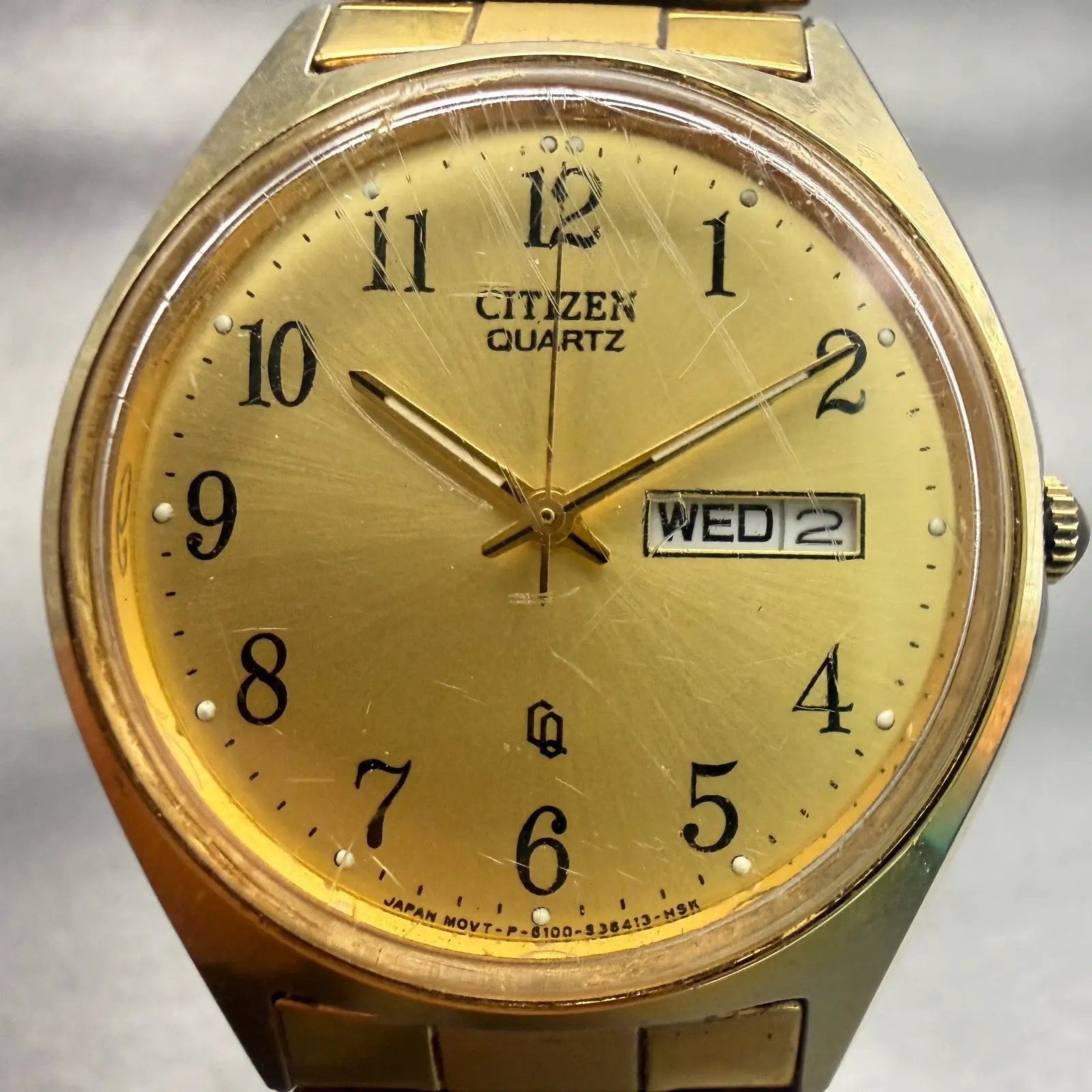 Citizen CQ Watch Men 35mm Gold Dial Gold Tone Daydate Round 6100-S24876 New Batt1