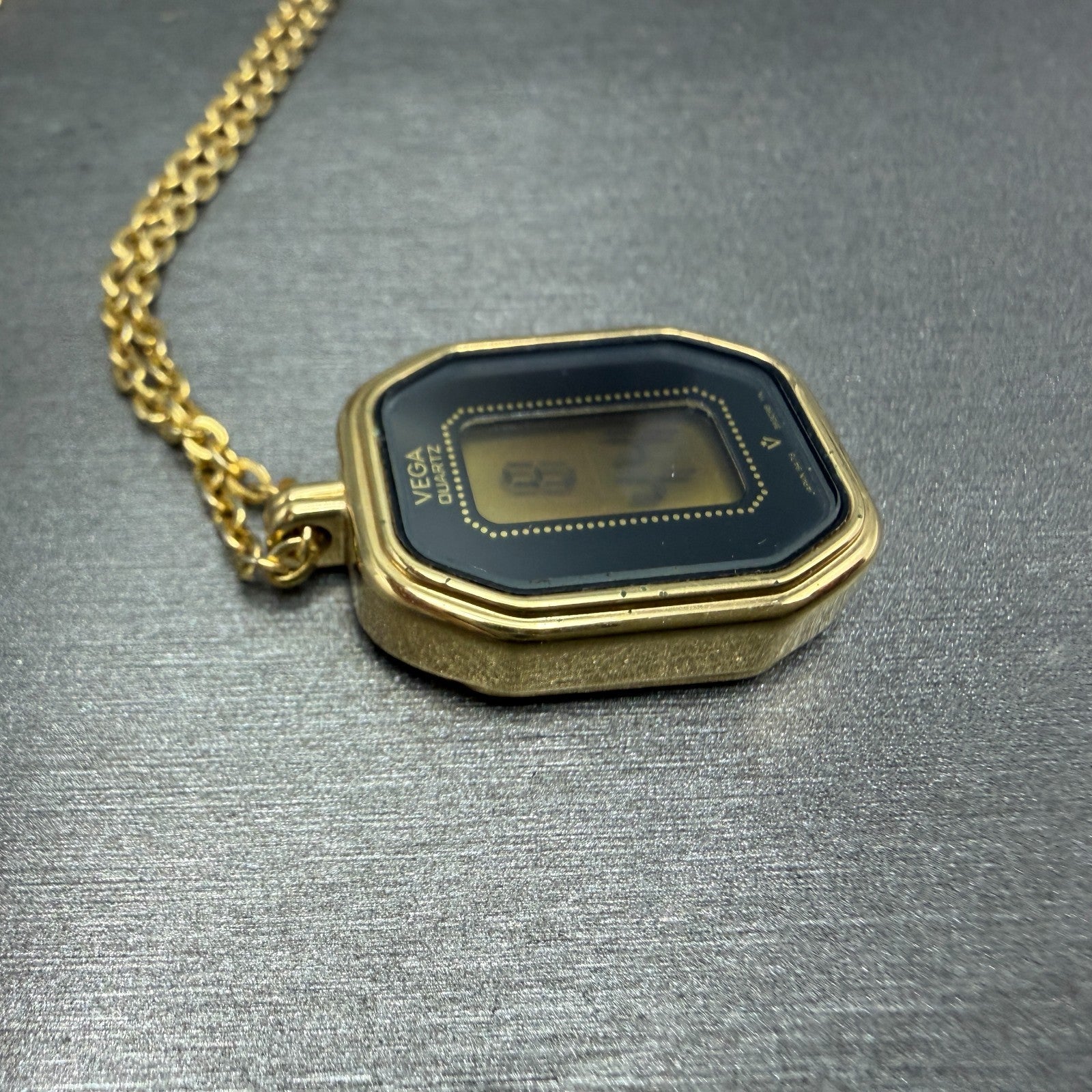 Vega Necklace Watch Women Digital LCD Gold Tone Octagon New Battery Vintage3