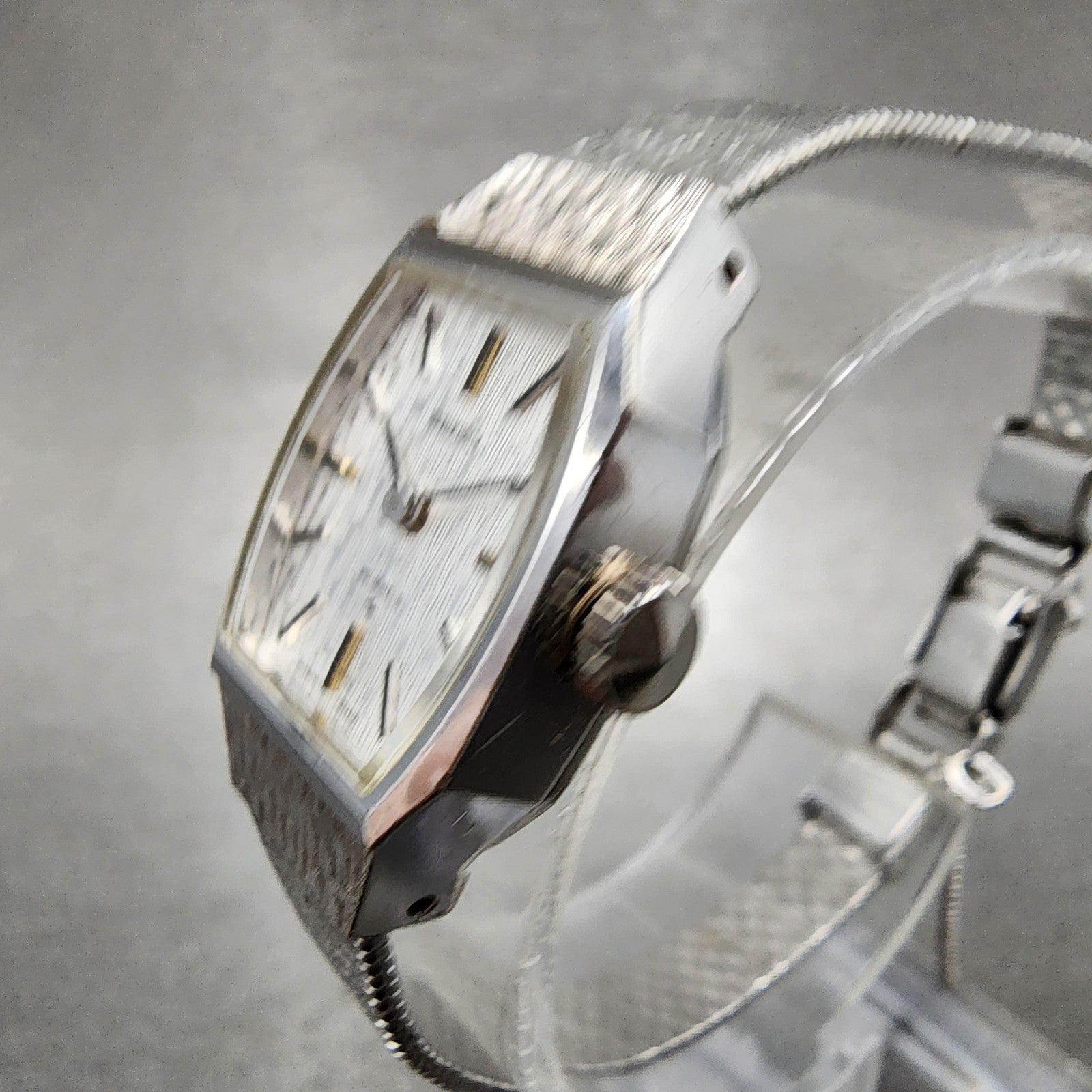 Seiko Watch Women 17mm Silver Dial Gold Plated Rectangle Manual 173280 Runs2