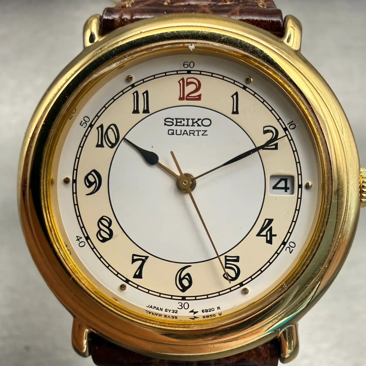 Seiko Watch Men 33mm White Dial Gold Tone Date Round 5Y32-6A29 New Battery1