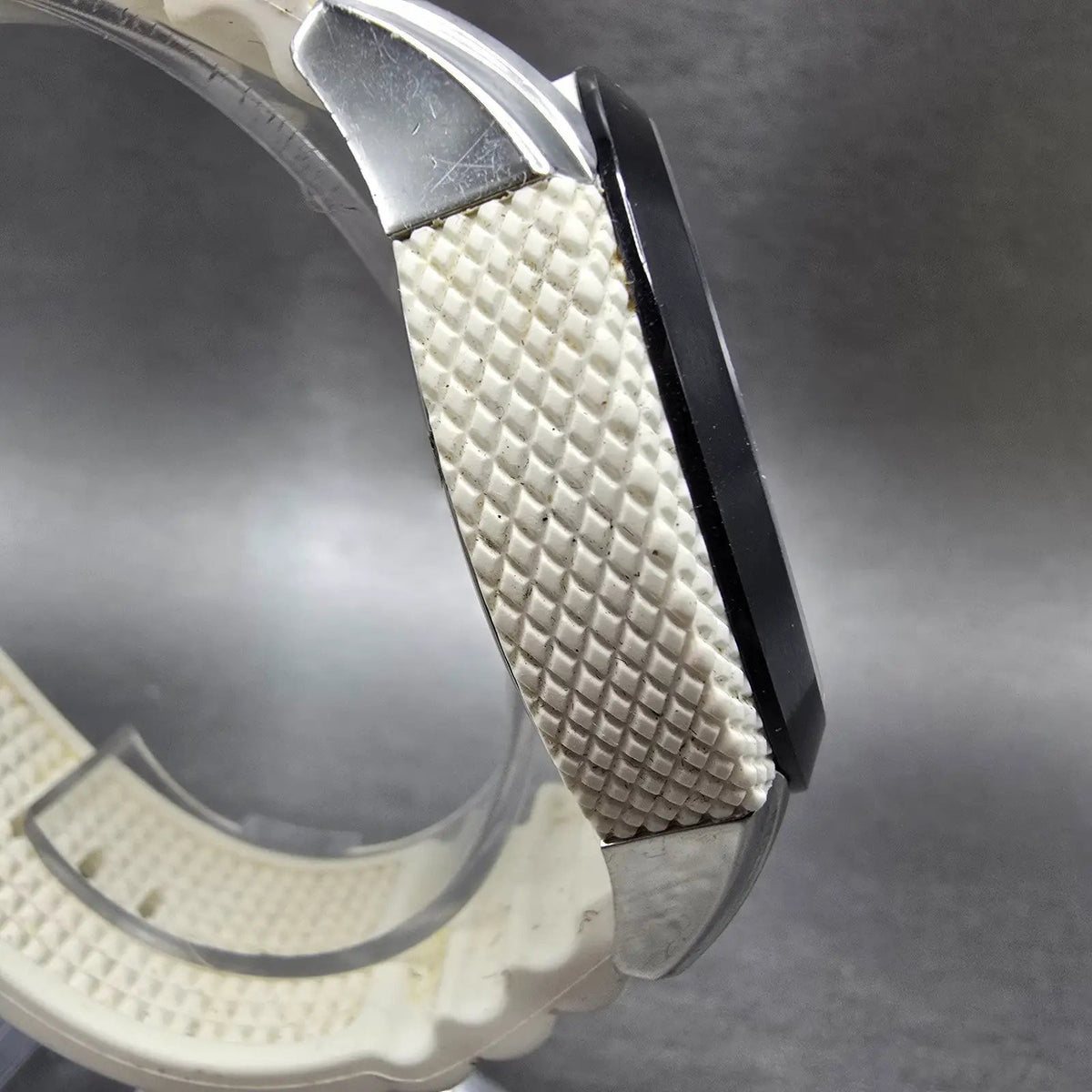 Armani Exchange Chronograph Watch Men 46mm White Dial White Silver Date New Batt3