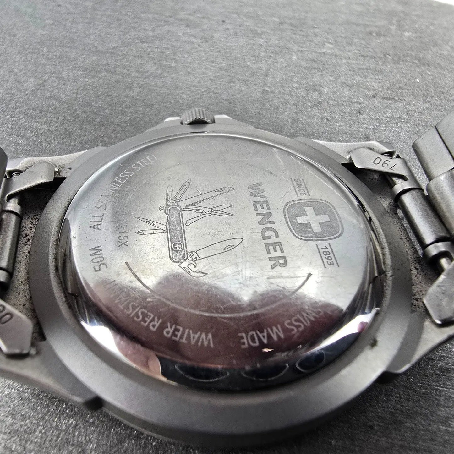 Wenger Dive Watch Men 38mm Black Dial Silver Tone Daydate 7215X New Battery9
