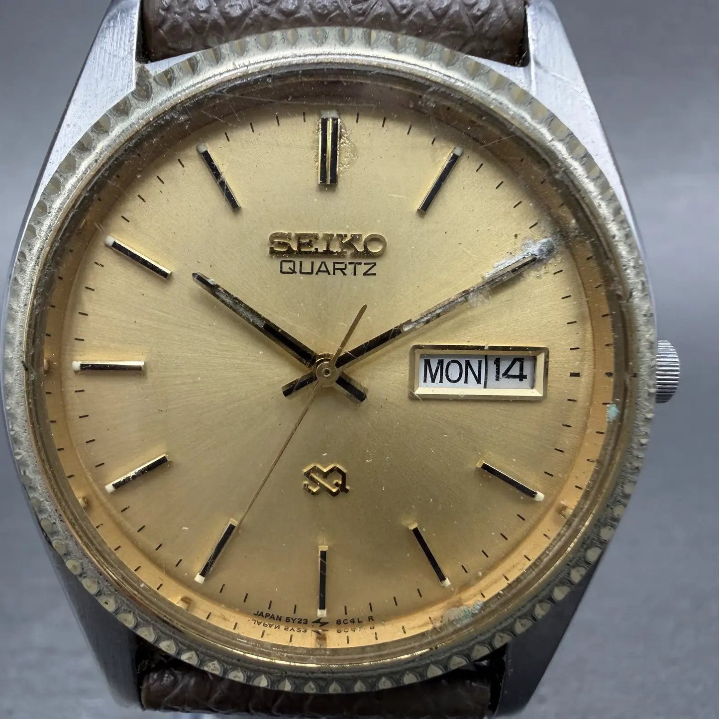 Seiko SQ President Watch Men 36mm Gold Dial Two Tone Daydate Round 5Y238A69 A11