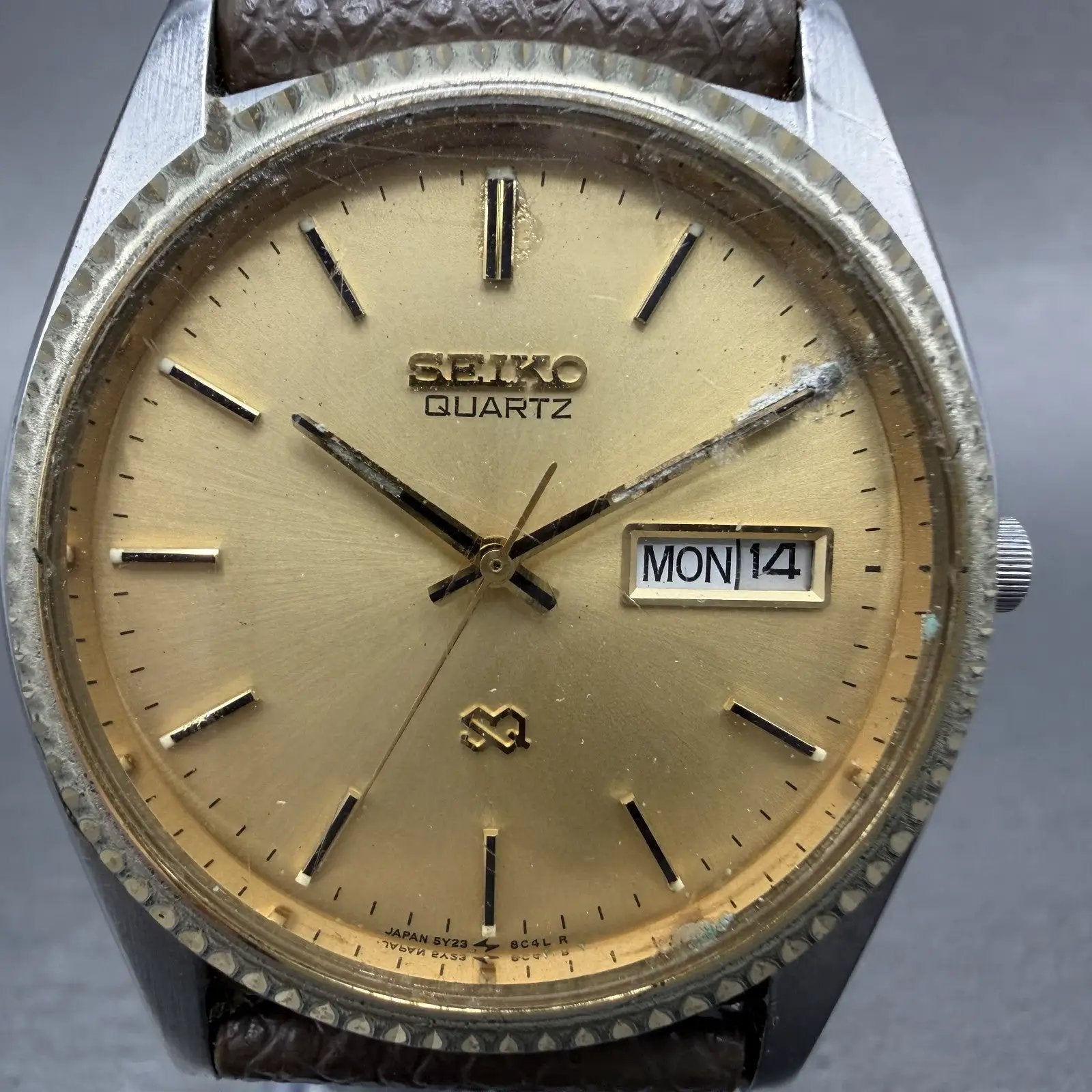 Seiko SQ President Watch Men 36mm Gold Dial Two Tone Daydate Round 5Y238A69 A11