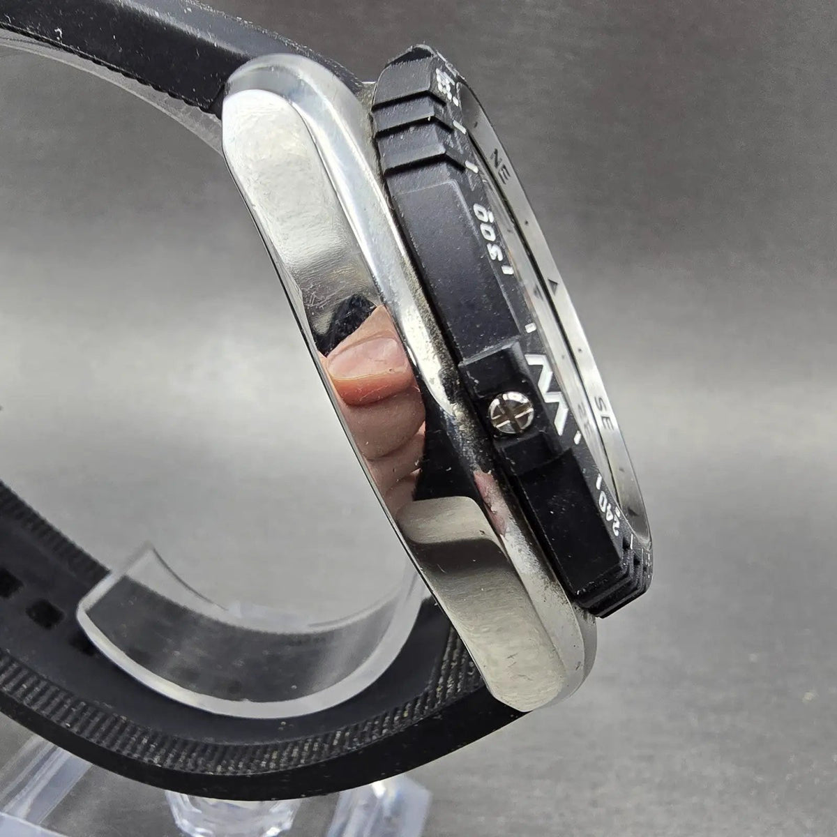 Seiko Prospex Watch Men 47mm Black Dial Steel Date Solar SNE423 Compass Runs3