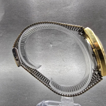 Seiko SQ Watch Men 35mm Silver Dial Gold Tone Daydate Round 8223-8029 PARTS VTGL9