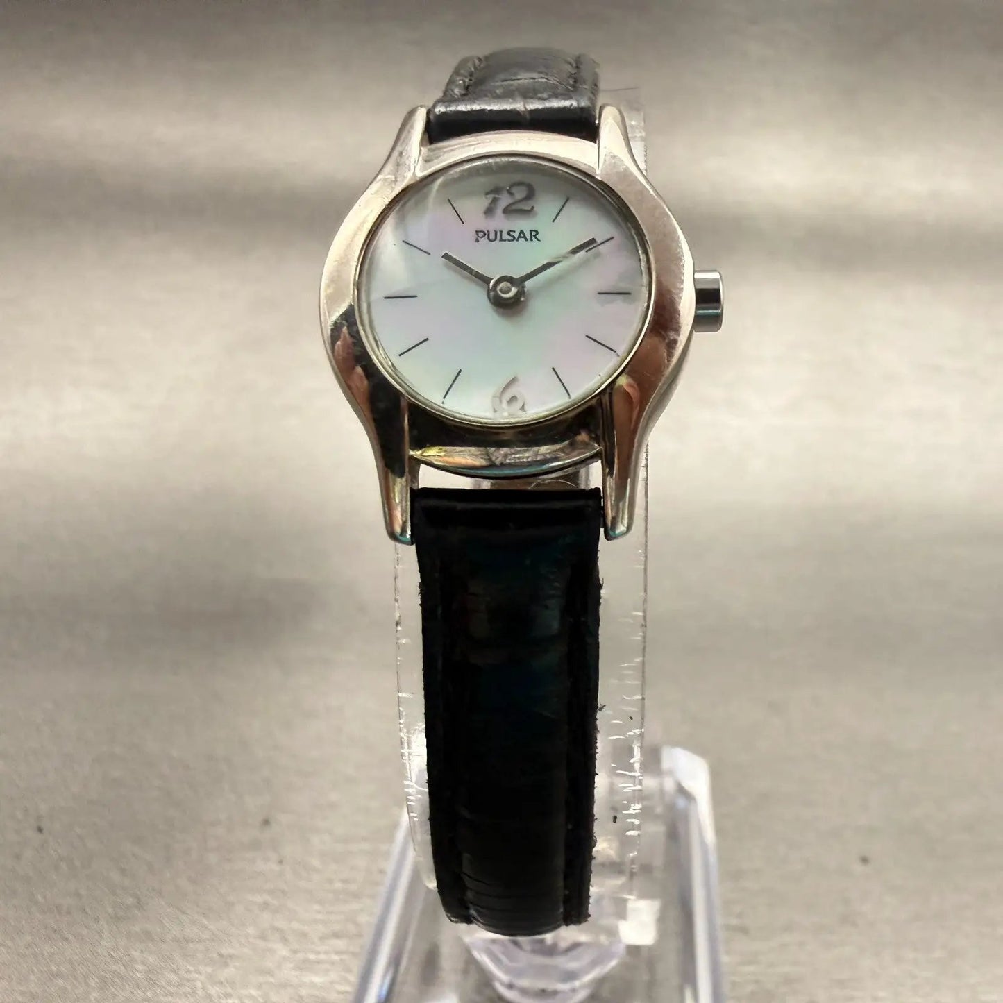 Seiko Pulsar Watch Women 21mm MOP Dial Silver Tone Round VC10-X017 New Battery5