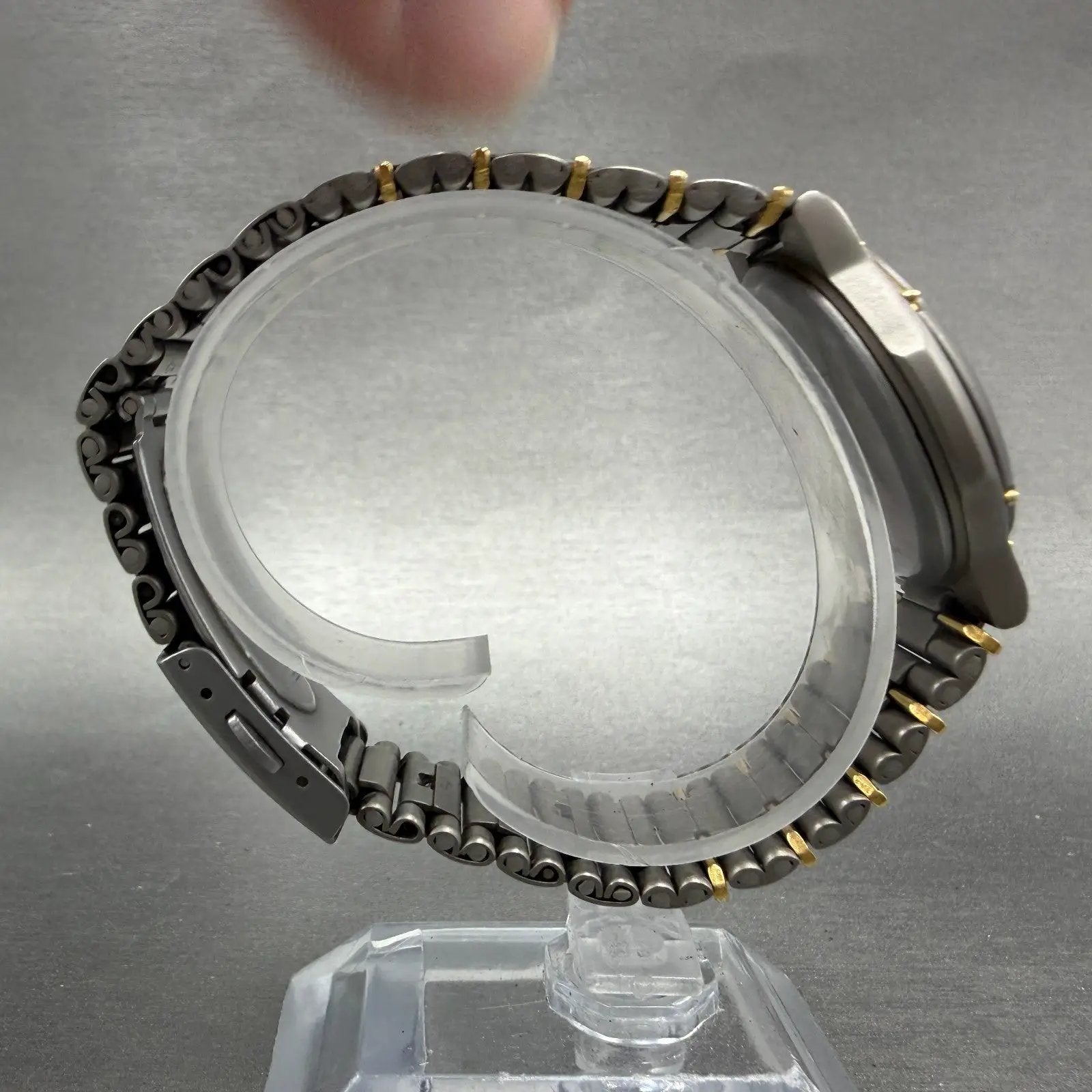 48442593