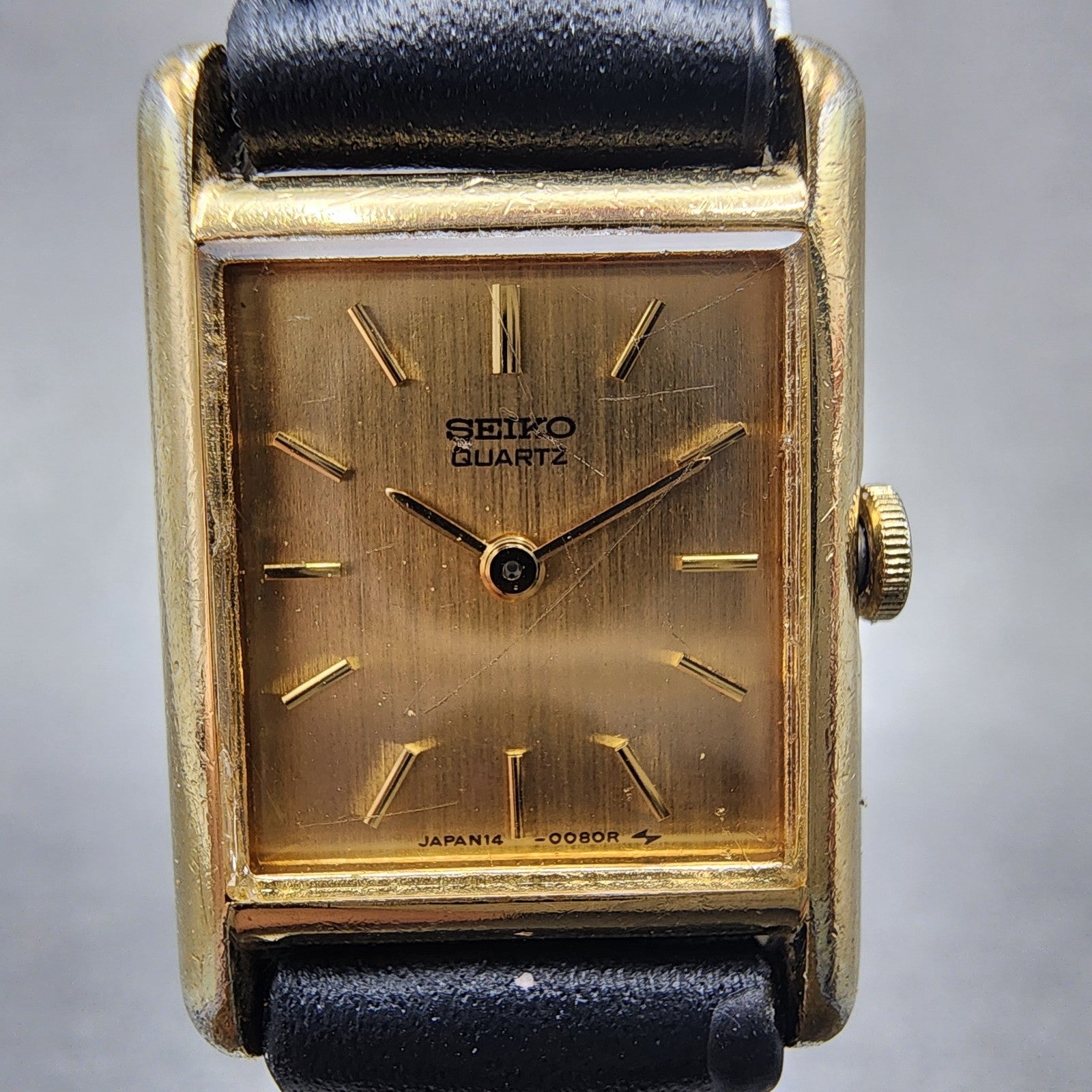Seiko Tank Watch Women 17mm Champagne Dial Gold Tone 14005039 New Battery1