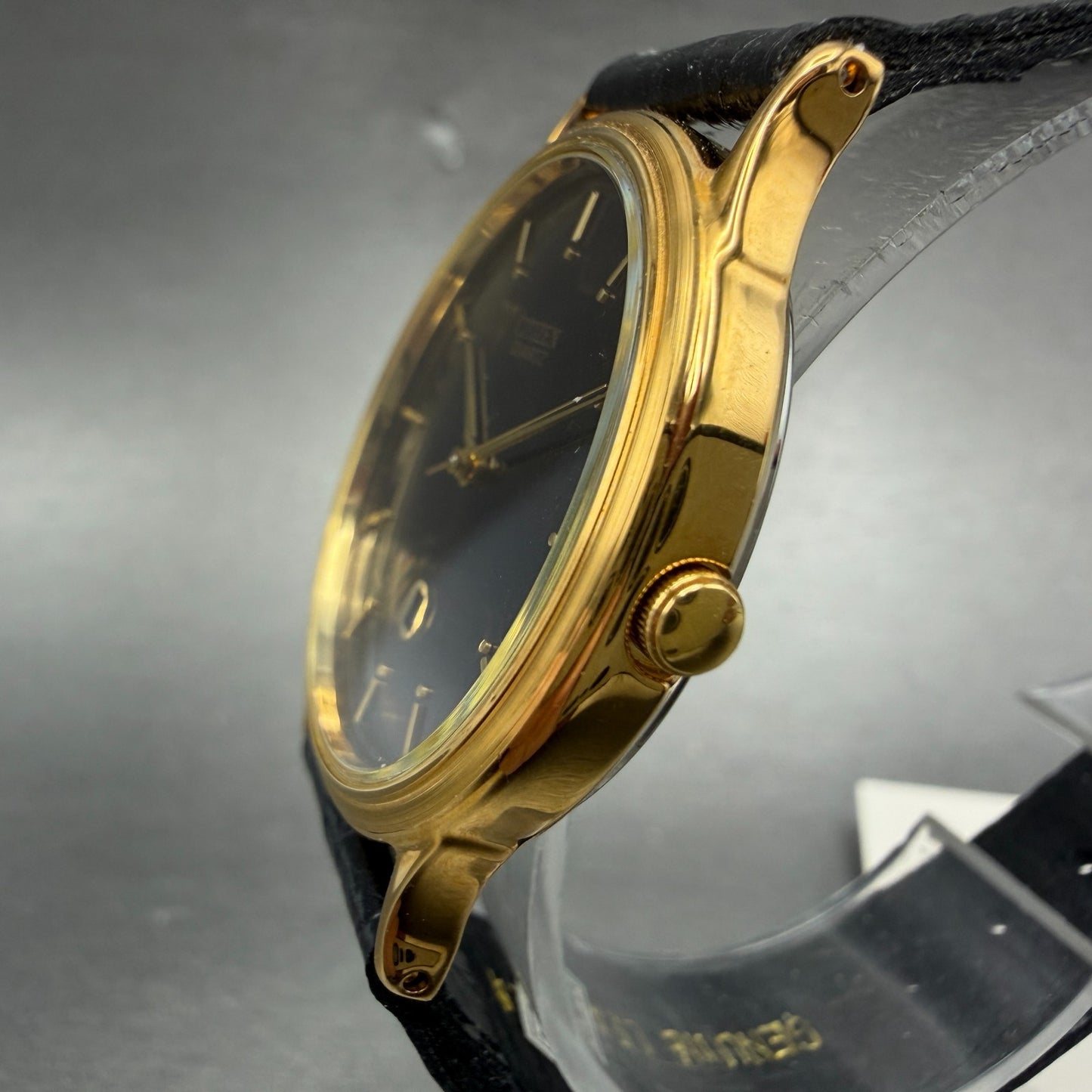 Citizen Watch Unisex 33mm Black Dial Gold Tone Date Round New Battery NOS2