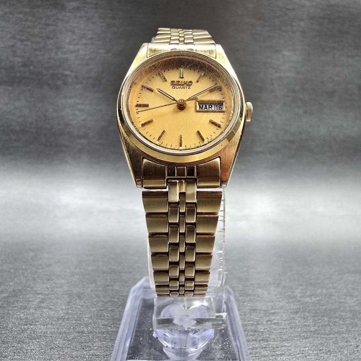 Seiko Watch Women 23mm Gold Dial Gold Tone Daydate Round 7N83-0011 New Battery5