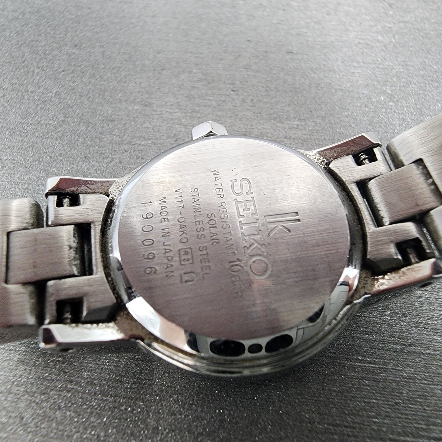 Seiko Solar Lukia Watch 22mm Women Blue Dial Steel Round V1170AK0 Runs9