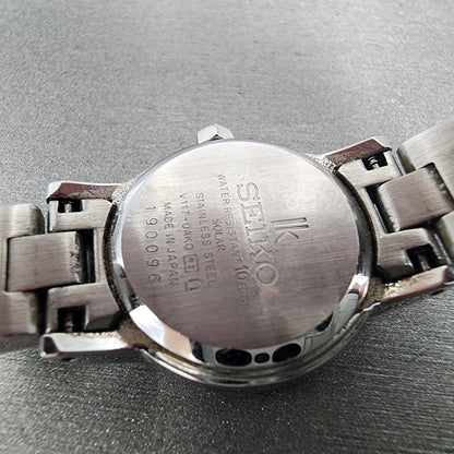 Seiko Solar Lukia Watch 22mm Women Blue Dial Steel Round V1170AK0 Runs9