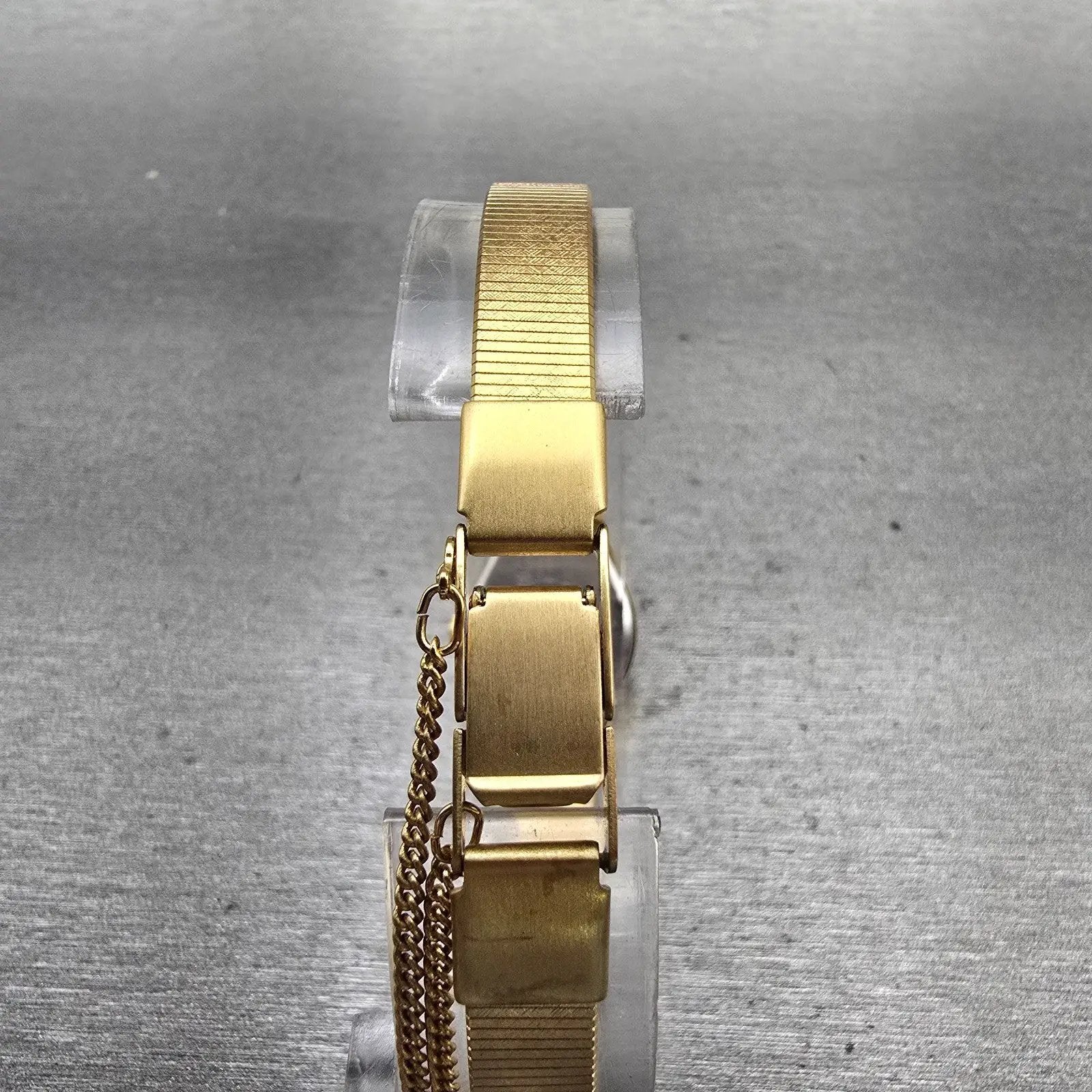 Citizen CQ Watch Women 17mm  Brown Dial Gold Tone Oval 3220 Vintage New Battery7
