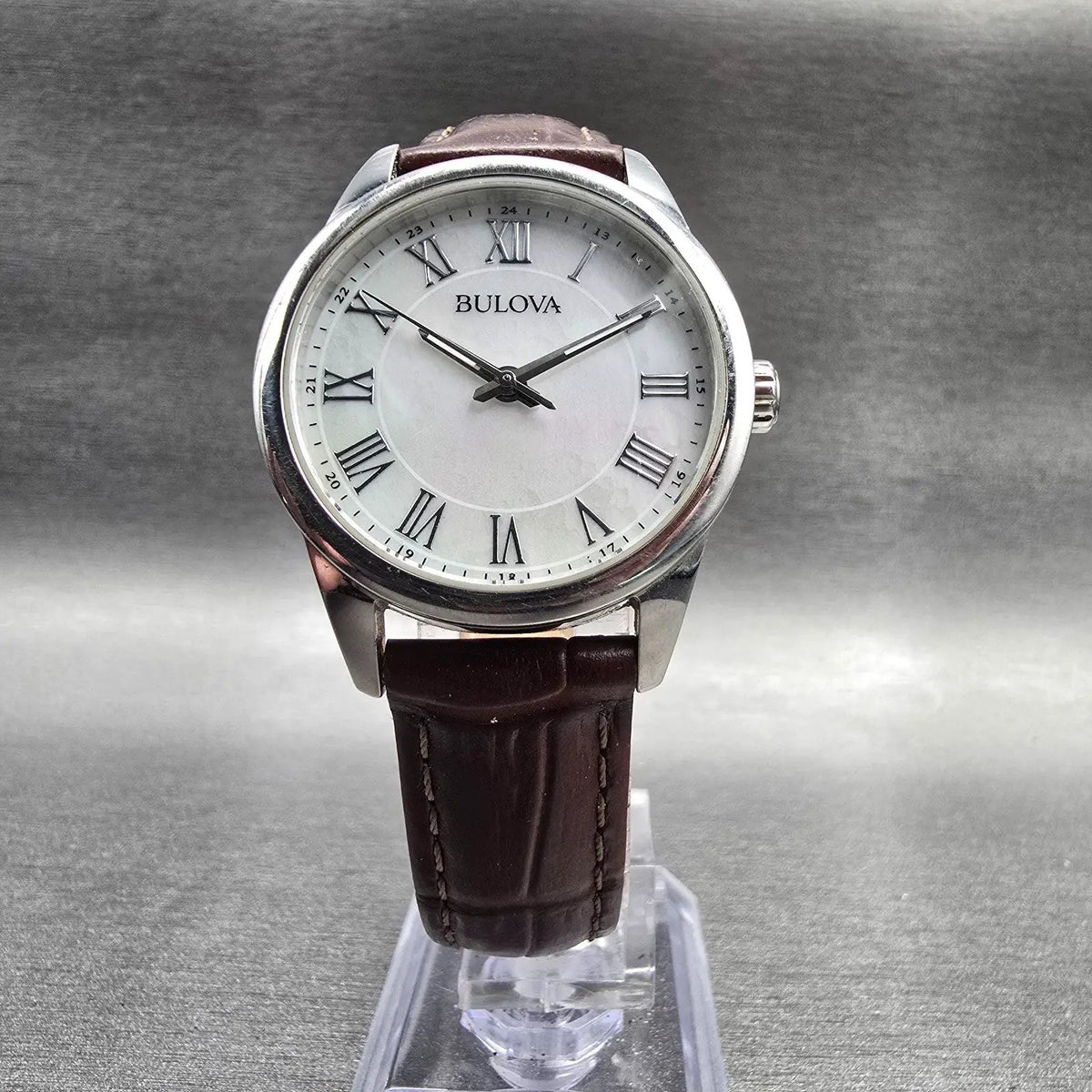 Bulova Watch Women 32mm MOP Dial Silver Tone Round 96L271 New Battery5