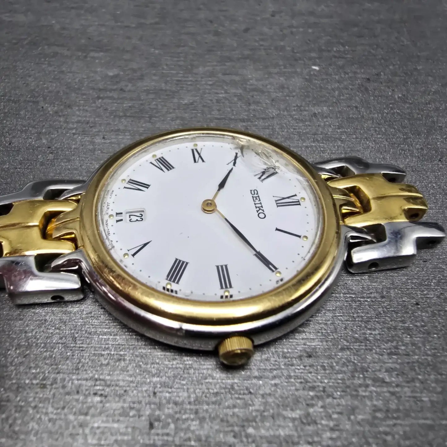 Seiko Watch Men 34mm White Dial Two Tone Date Round READ!! 7N39-7029 New Battery3