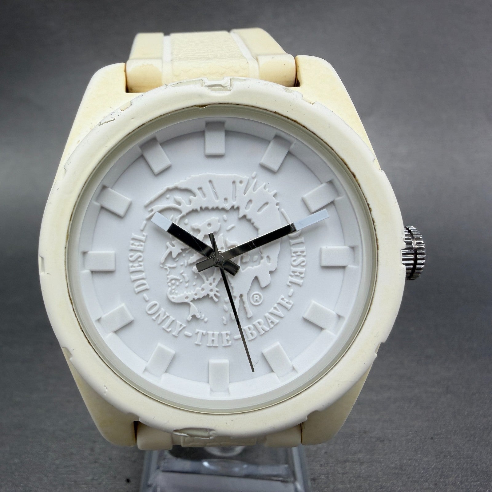 Diesel Watch Men 47mm White Dial White Rubber Round DZ1590 New Battery0
