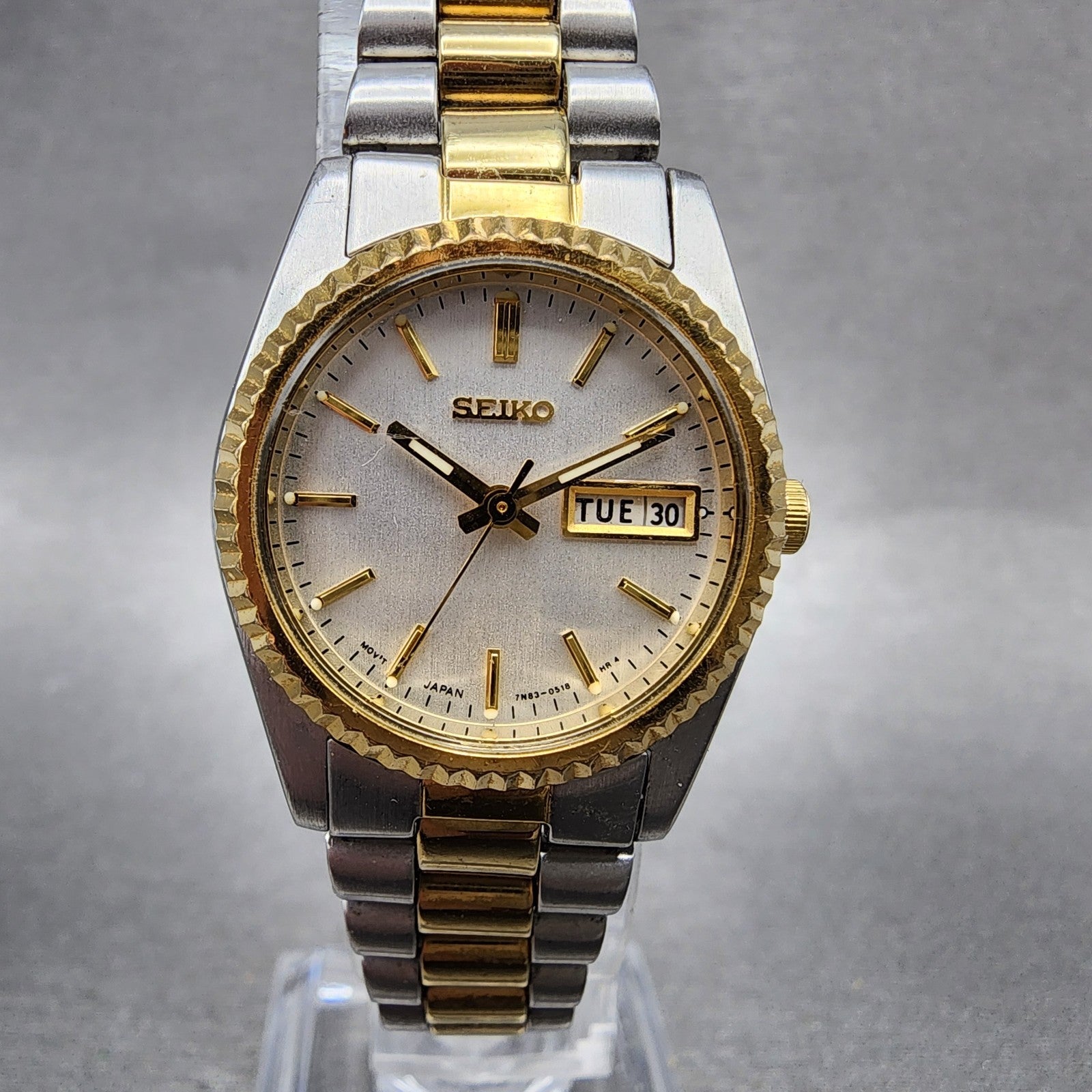 Seiko Watch Women 25mm White Dial Two Tone daydate Round 7n830041 New Batt AB561