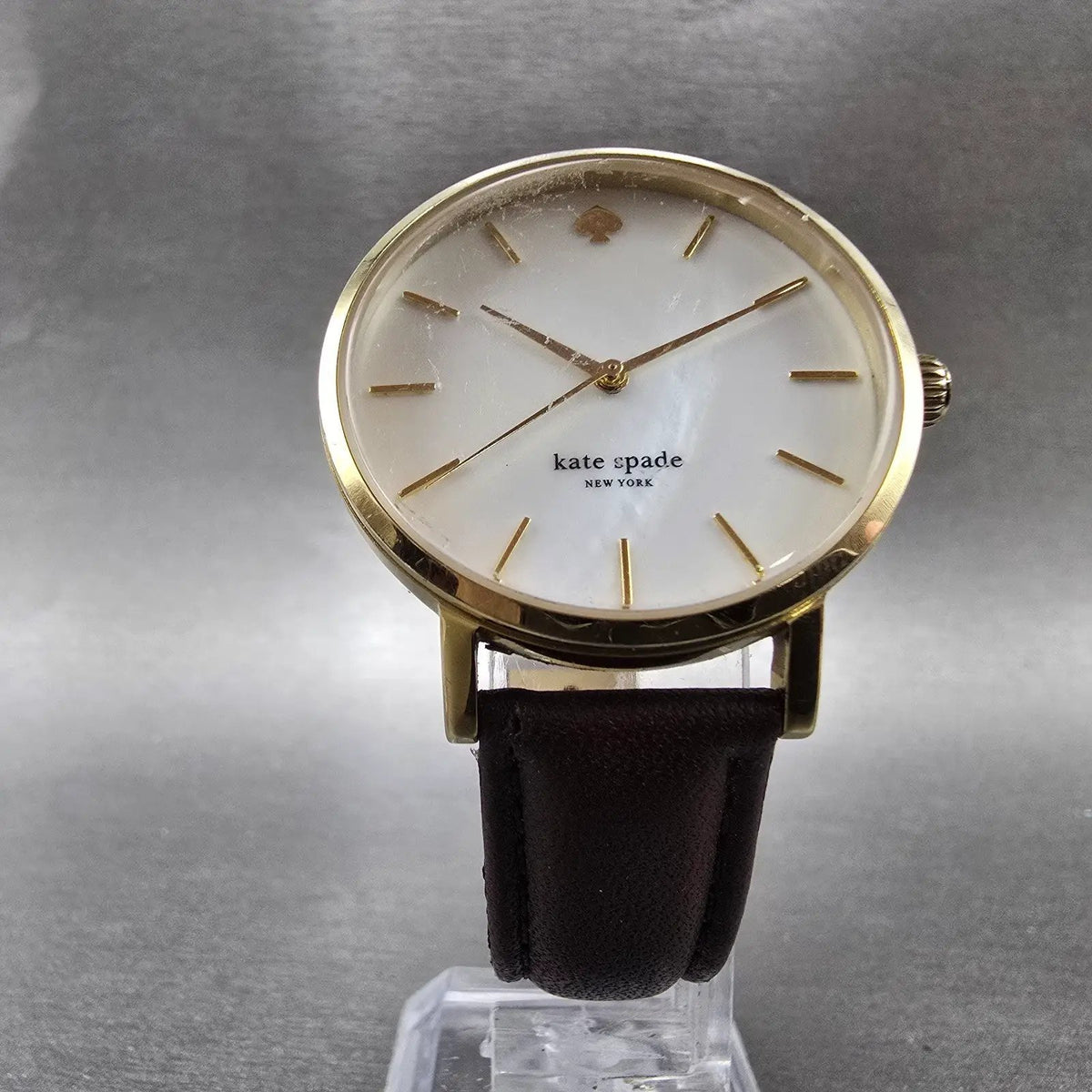 Kate Spade Metro watch Women 34mm Mop Dial Gold Tone Round 0073 New Battery5