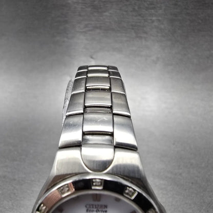 Citizen Eco-Drive Watch Women 25mm White Dial Silver Tone Date E011-S033705 JP4