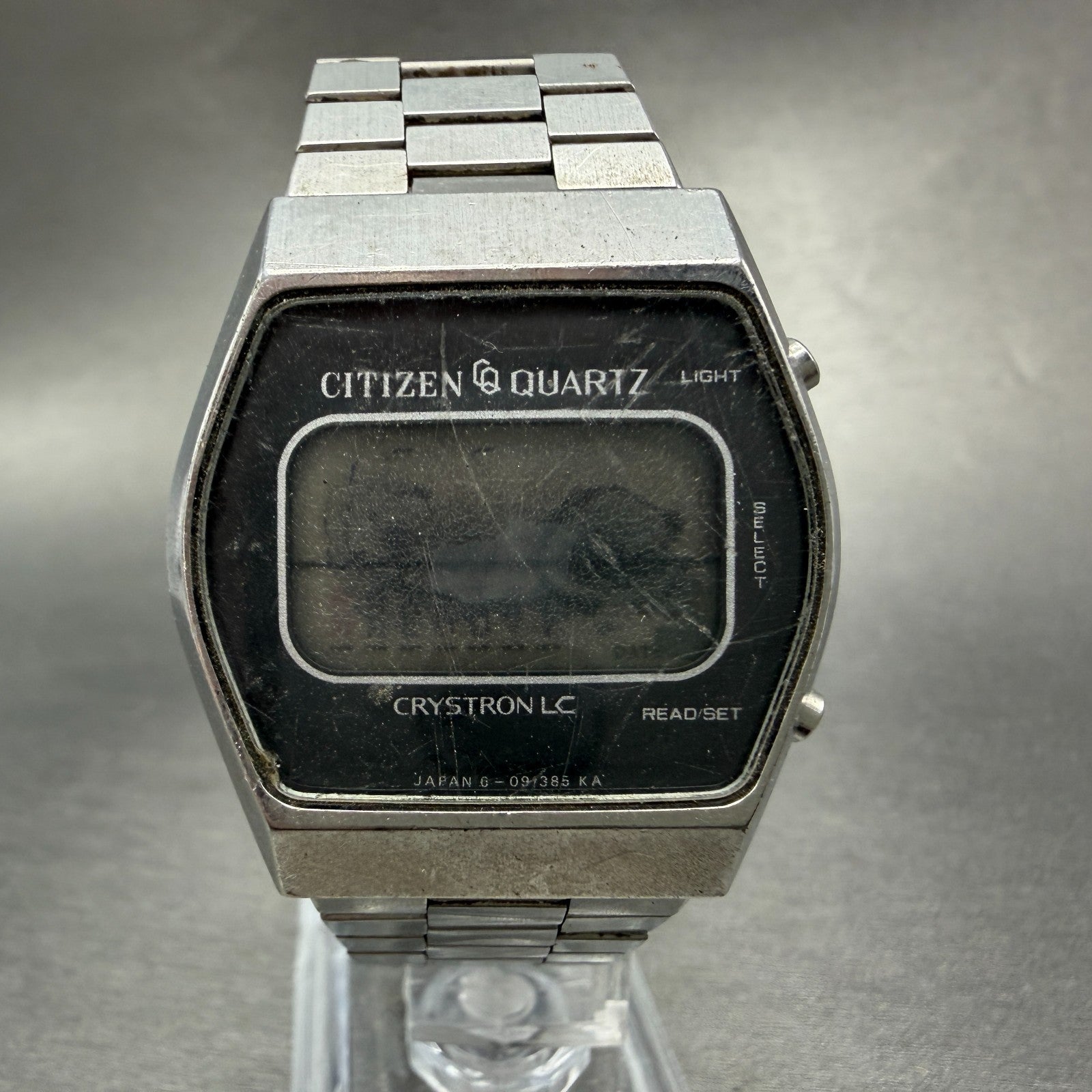 Citizen CQ Watch Men 34mm Digital LCD Silver Tone Alarm Chrono 4-097718 PARTS0