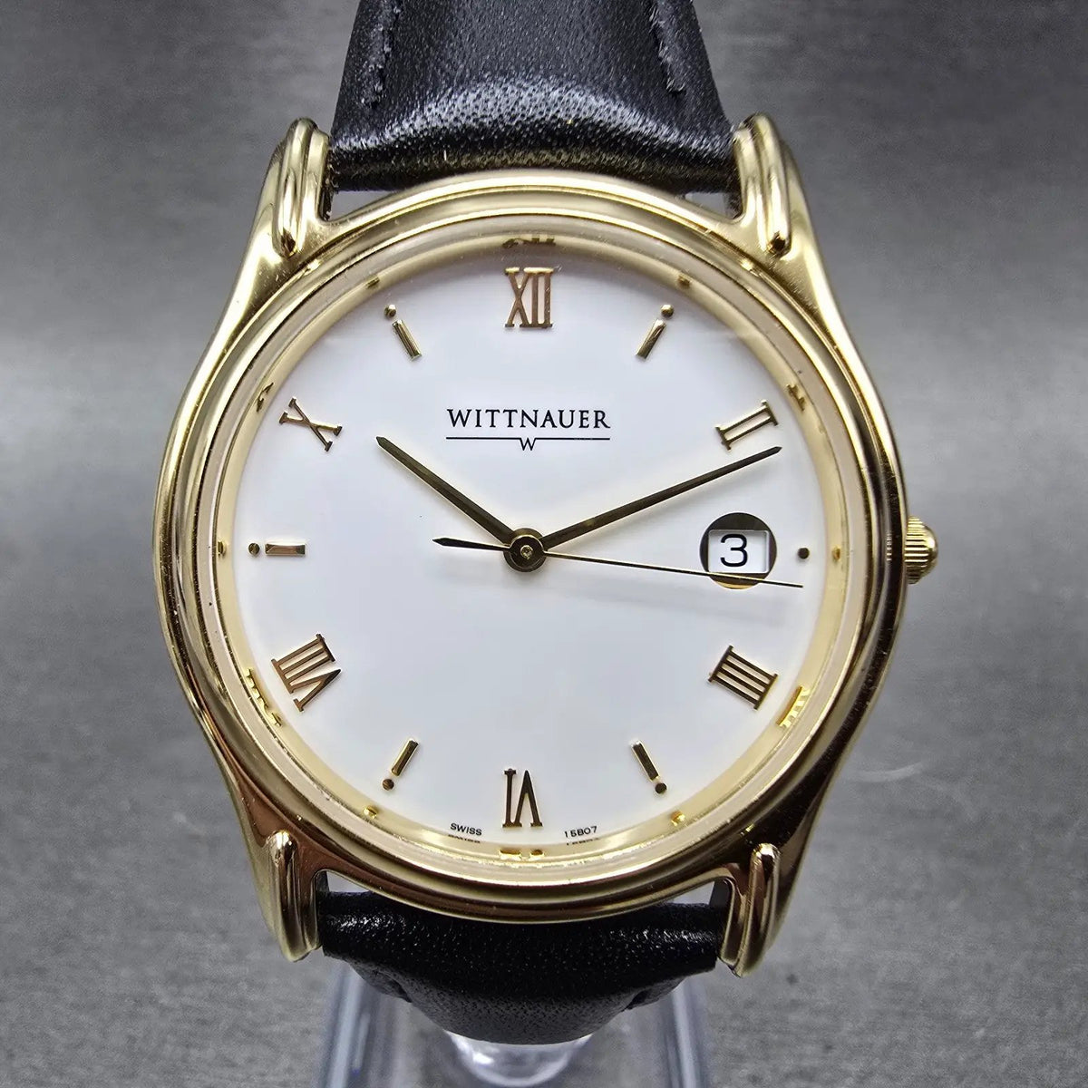Wittnauer Watch Men 33mm White Dial Gold Tone Round Date Roman Numerals New Batt1