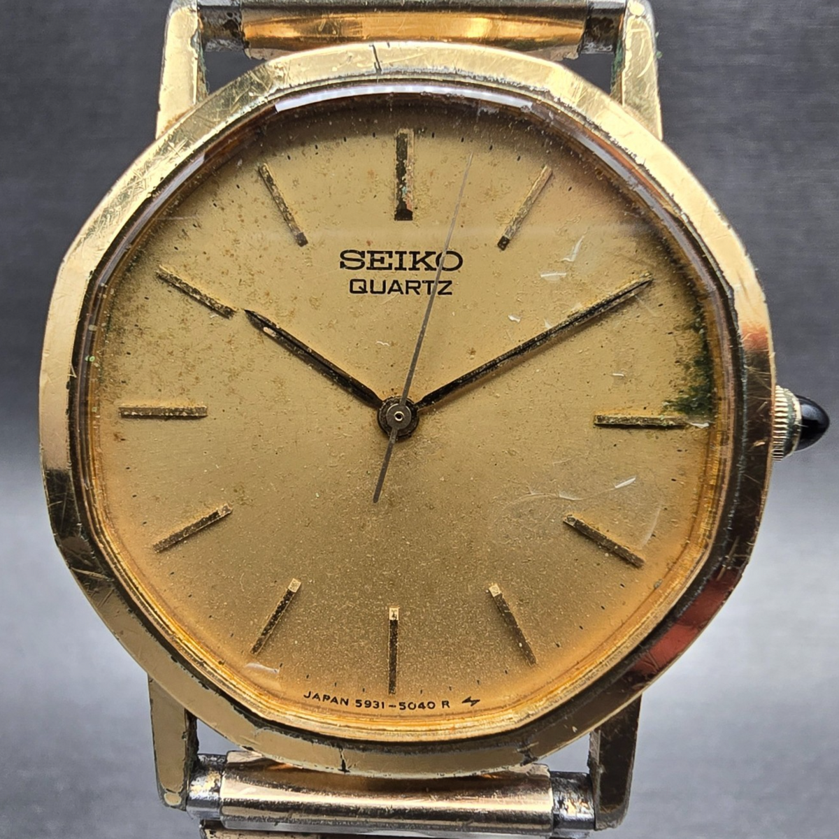 Seiko Watch Men 33mm Gold Dial Gold Tone Round 5931-5059 New Battery Vintage1