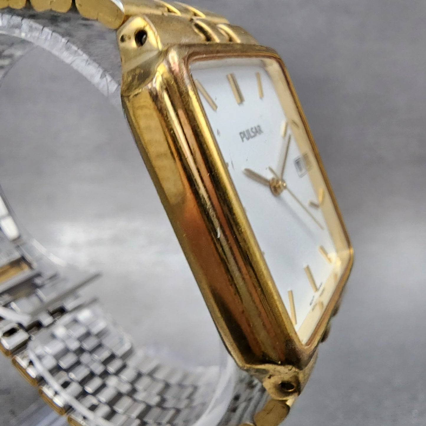Pulsar Tank Watch Men 27mm White Dial Gold Tone Date Rectangle VX32X154 New Bat3