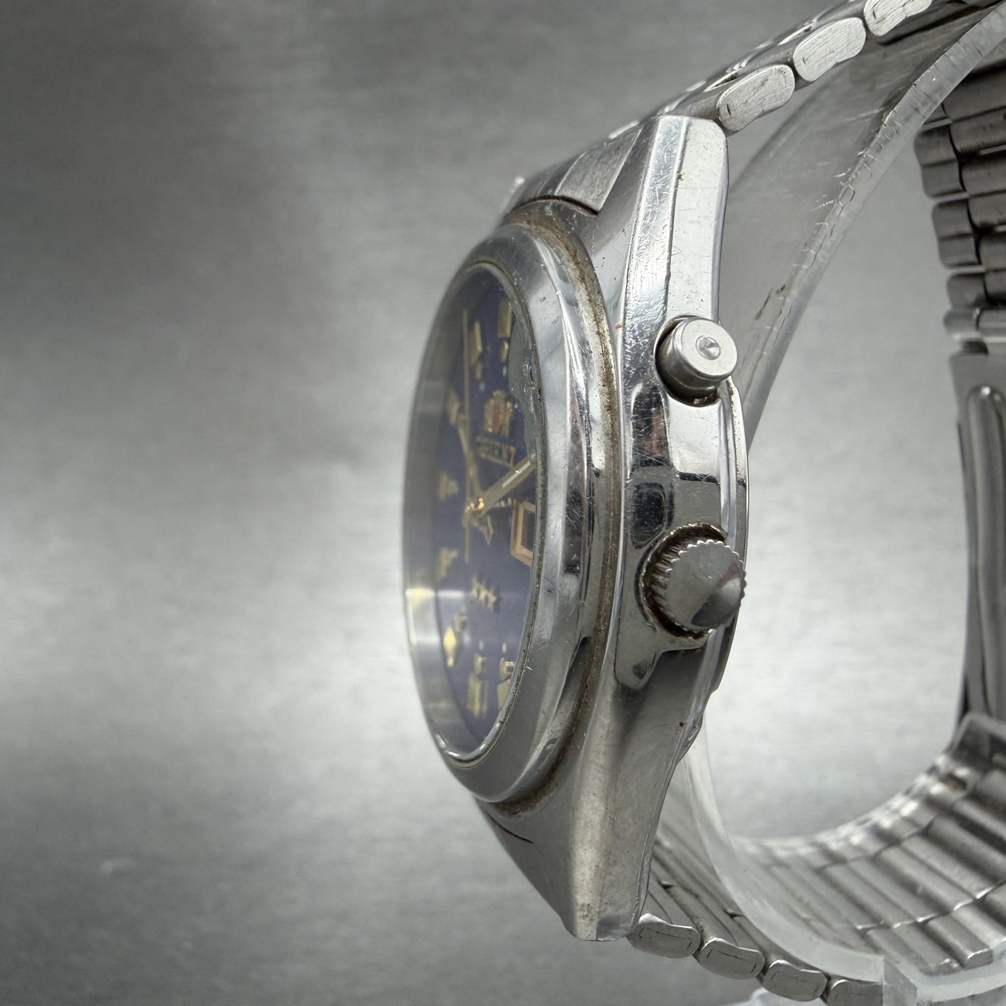Orient Tri-Star Watch Men 36mm Blue Dial Steel Daydate Automatic Runs Crystal2