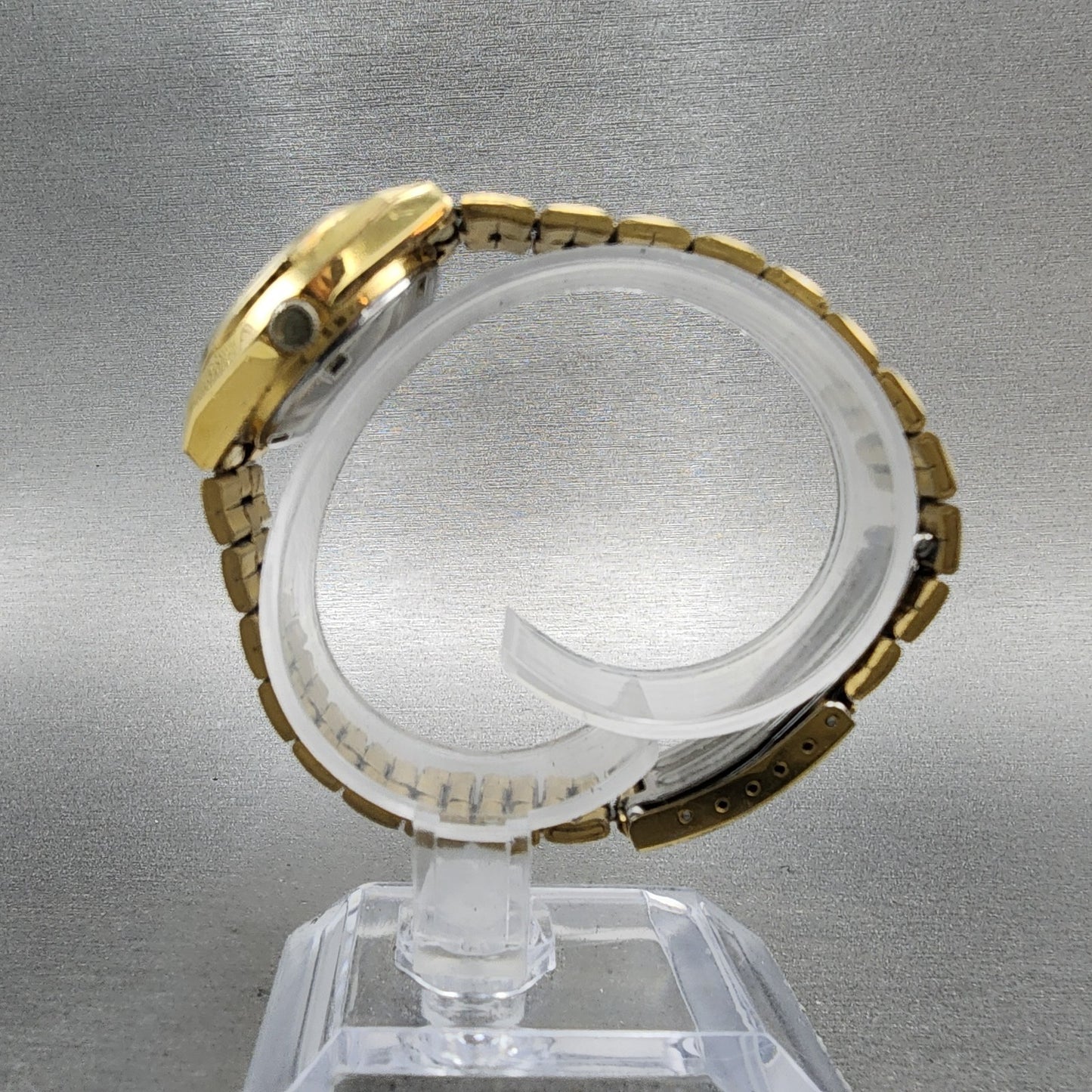 Seiko Automatic Watch Women 25mm Champagne Dial Gold Tone Daydate 42060469 PART7