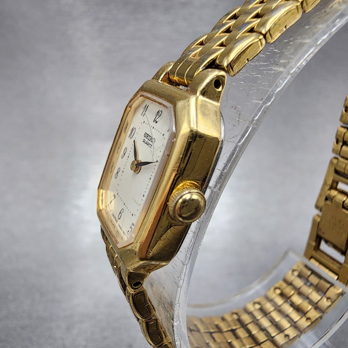 Seiko Tank Watch Women 17mm Cream Dial Gold Tone Rectangle V4005608 New Battery2