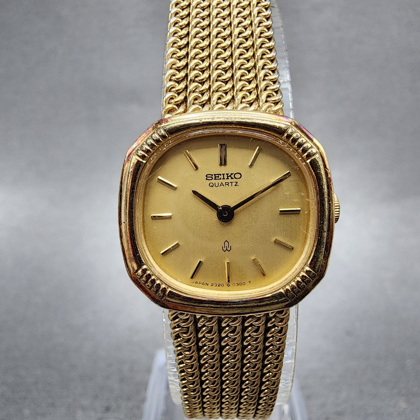 Seiko Watch Women 21mm Champagne Dial Gold Tone Octagon 23205200 New Battery0
