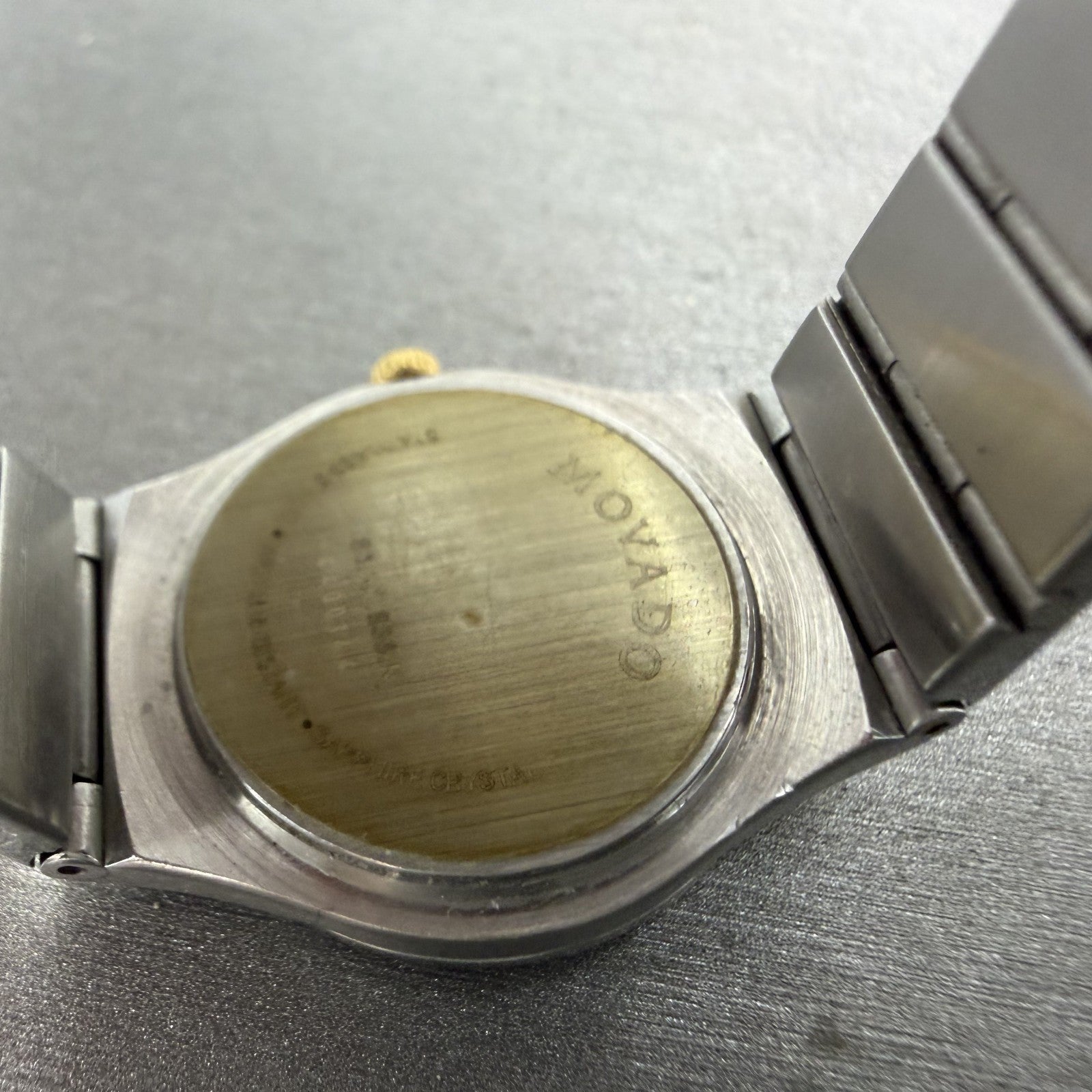 Movado Museum watch Women 23mm Black Dial Two Tone Round 88.A1.836.K New Battery9