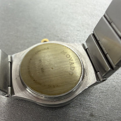 Movado Museum watch Women 23mm Black Dial Two Tone Round 88.A1.836.K New Battery9