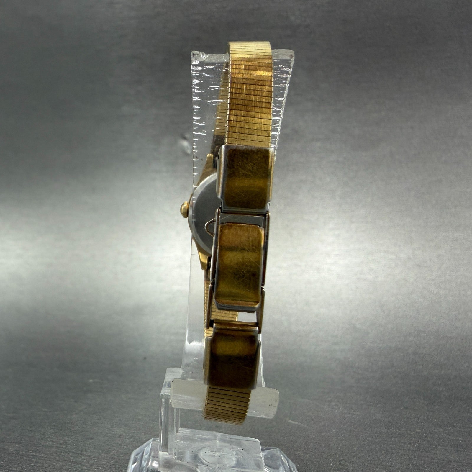 Seiko Watch Women 16mm Champagne Dial Gold Tone Round 5420-0029 New Battery VTG7