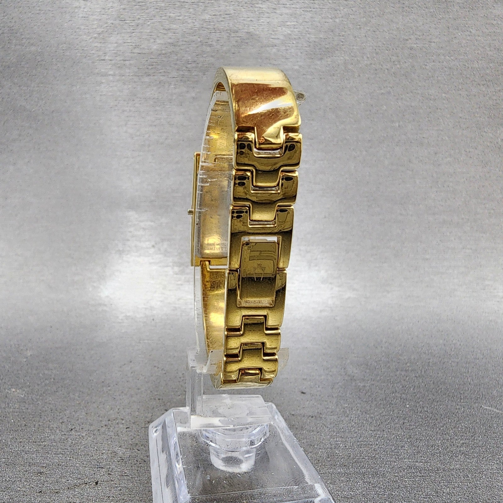 Bulova Tank Watch Women 15mm Silver Dial Gold Tone 97T46 New Battery READ!!!!!!!7