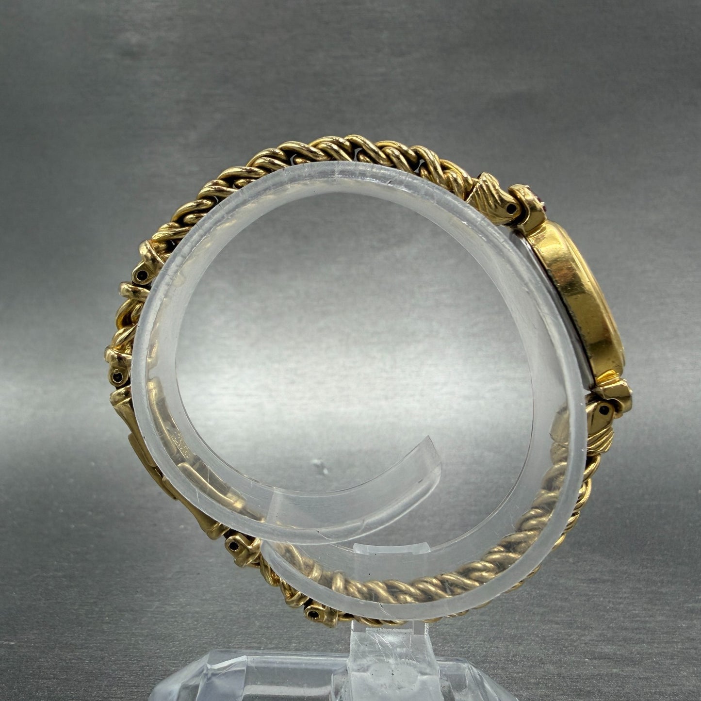 Seiko Watch Women 13mm Champagne Dial Gold Tone Oval 1E20-5760 New Battery Gems8